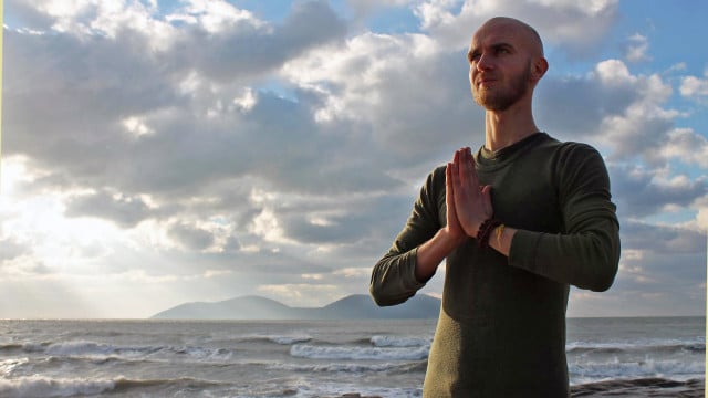 sonnengruss-yoga-pascal-thiele-utopiade-181216 Sonnengruß Yoga