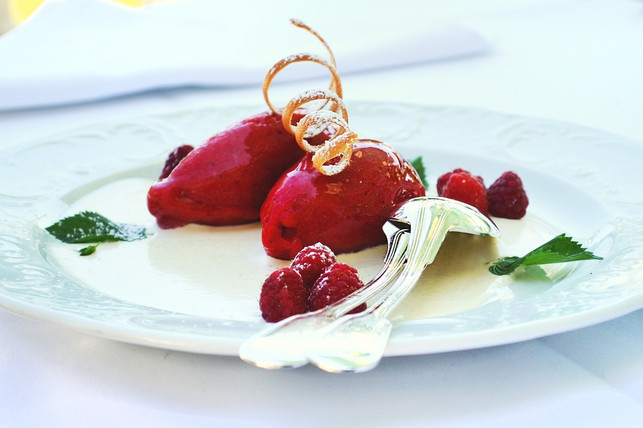 sorbet-ist-besonders-an-heissen-tagen-eine-willkomm-cc0-pixabay-shuettner890-190509_download Sorbet ist besonders an heißen Tagen eine willkommene Erfrischung.