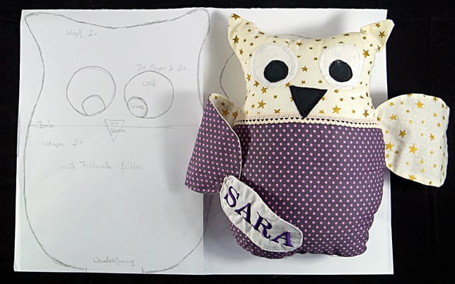 Geschenke selber machen: Stoffeule Stofftiere selber nähen: Das fertige Stofftier auf der selbstgemachten Schnittvorlage