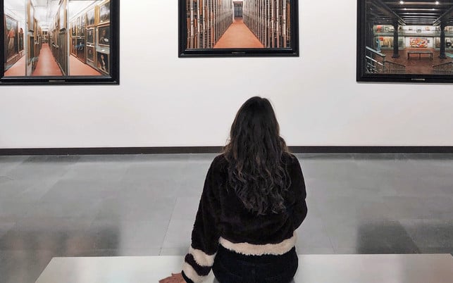 Hochsensible Menschen können Reize feiner wahrnehmen-menschen-wahrnehmung-kunst-us-cc0-klaudia-piaskowska-220803-1280x800 Hochsensible Menschen können Reize feiner wahrnehmen