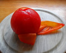 Tomaten schälen und häuten: Unkompliziert mit einem einfachen Trick
