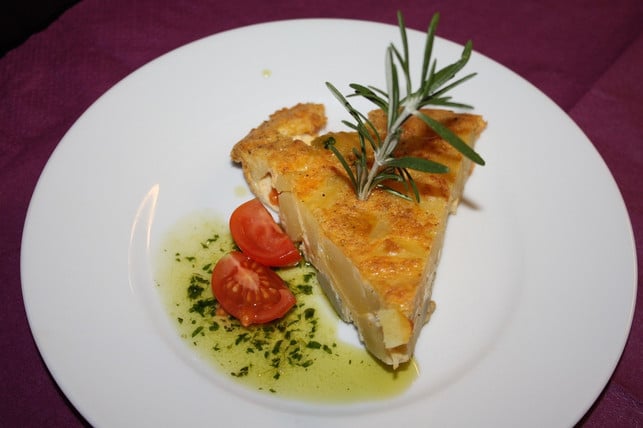 tortilla-des-patatas-ist-ein-sehr-beliebtes-tapas-cc0-pixabay-unserekleinemaus-180709_download Tortilla des Patatas ist ein sehr beliebtes Tapas-Rezept. In Spanien darf es in keiner Tapas-Bar fehlen.