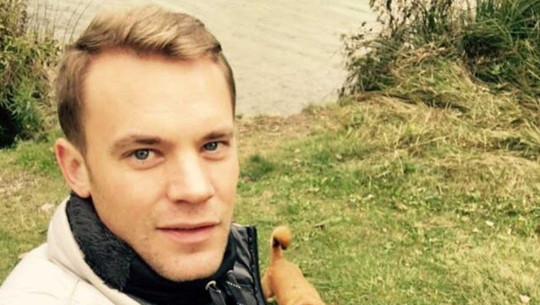 Neuer an Hautkrebs erkrankt: Anzeichen und wann es ärztliche Hilfe braucht Neuer an Hautkrebs erkrankt: Anzeichen und wann es ärztliche Hilfe braucht