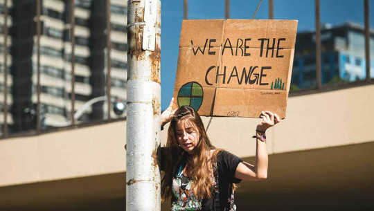 studie-zeigt-6-dinge-die-du-fuer-den-klimaschutz-cc0-unsplash-lewis-parsons-220310 We are the change: 6 Dinge, die du für den Klimaschutz tun kannst