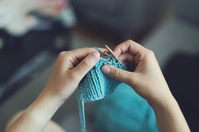 nutze-deine-zeit-fuer-kreatives-cc0-pixabay-foundry-171211_download Langeweile lässt sich mit einem kreativen Hobby vertreiben.