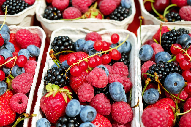 frische-beeren-sind-ein-ganz-besonderer-leckerbiss-cc0--pixabay--couleur-251125_download Frische Beeren sind ein ganz besonderer Leckerbissen für dein Immunsystem.