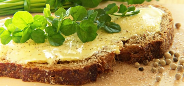 margarine-brot-pb-cc0-170727-1280x600 Margarine oder Butter?