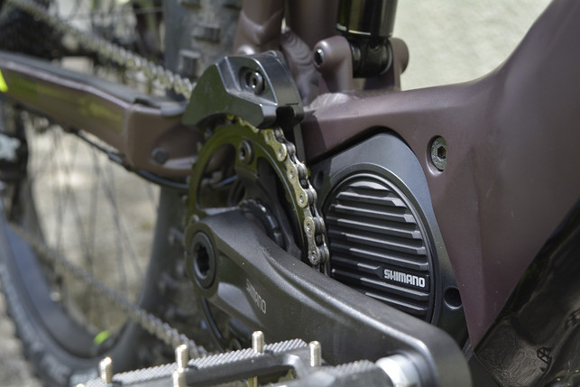 es-ist-wichtig-die-fahrradkette-nach-der-reinigun-cc0-pixabay-olivermann-240927_download Es ist wichtig, die Fahrradkette nach der Reinigung wieder zu fetten.