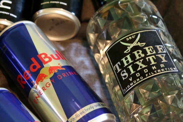 The popular mix of vodka and Red Bull is extremely problematic for your health!