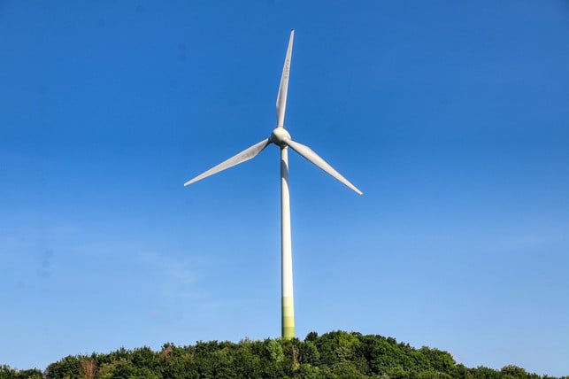 der-anteil-der-erneuerbaren-energien-an-der-strome-cc0-pixabay-planet_fox-210628_download Der Anteil der erneuerbaren Energien an der Stromerzeugung ist weltweit nach wie vor zu gering.