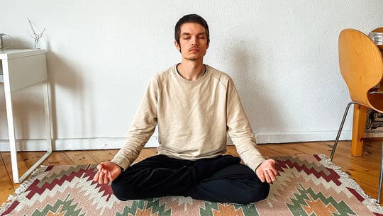 Ich habe 100 Tage lang täglich meditiert – so hat es mich verändert Meditation Selbstversuch