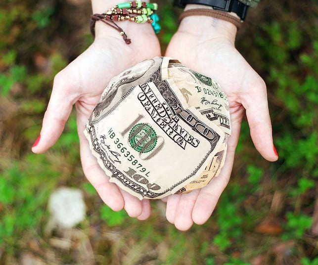 beim-dzi-spendensiegel-geht-es-darum-dass-spenden-cc0-pixabay-heatherpaque-200829_download Beim DZI-Spendensiegel geht es darum, dass Spendengelder sparsam, wirtschaftlich und zweckgerichtet eingesetzt werden.