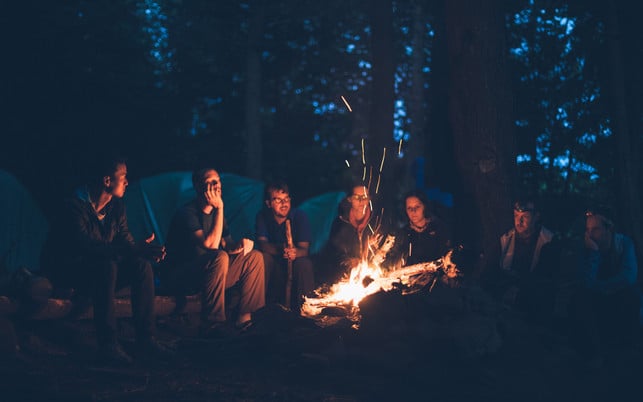 hygge-lagerfeier-us-cc0-mike-erskine-170913-1280x800 Hygge, Lagerfeuer