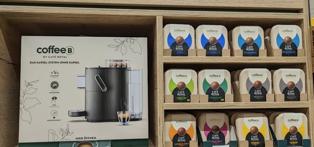 Edeka: Erstes Kaffeekapselsystem ohne Kapseln – wie nachhaltig ist die Produktneuheit?