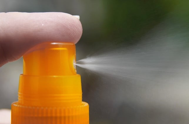 WIE Sonnen cream-declared-darben-is-in-cc0-pixabay-chezbeate-230720_download How sunscreen can be declared is standardized in the EU.