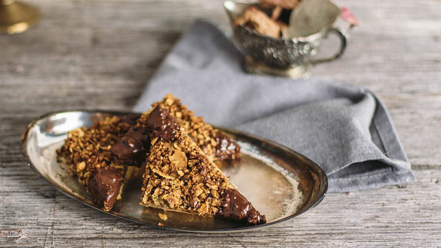 nussecken-1-sevencooks-1280x720px Ein Genuss zum Kaffee: vegane Nussecken