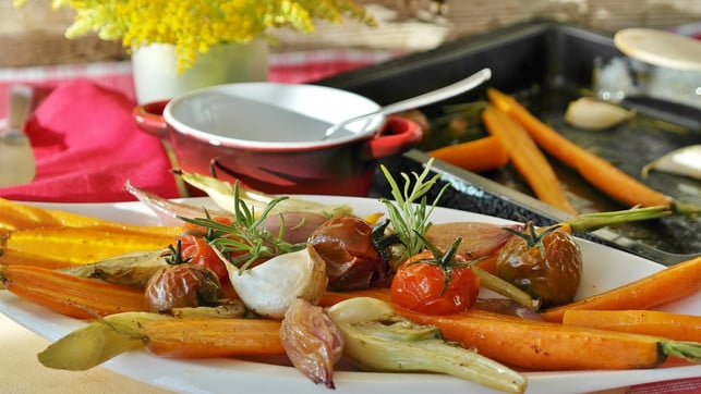 zum-kochen-und-backen-sind-nur-raffinierte-oele-gee-cc0-pixabay-ritae-190117_download Zum Kochen und Backen sind fast nur raffinierte Öle geeignet.