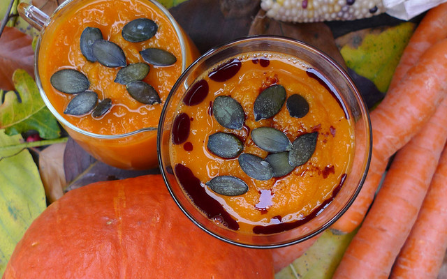 smoothie-herbst-kuerbis-karotte-p-silke-neumanns-161115-1280x600 Herbst Smoothie mit Kürbis und Karotte