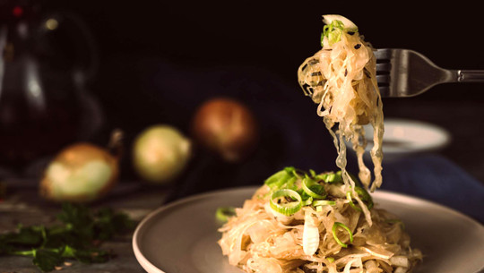 Diese 7 Lebensmittel solltest du (fast) jeden Tag essen – laut Ernährungsexpert:innen Lebensmittel jeden Tag essen