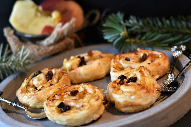 vegetarische-blaetterteig-schnecken-schmecken-auch-cc0-pixabay-ritae-200208_download Vegetarische Blätterteig-Schnecken schmecken auch mit süßer Füllung.
