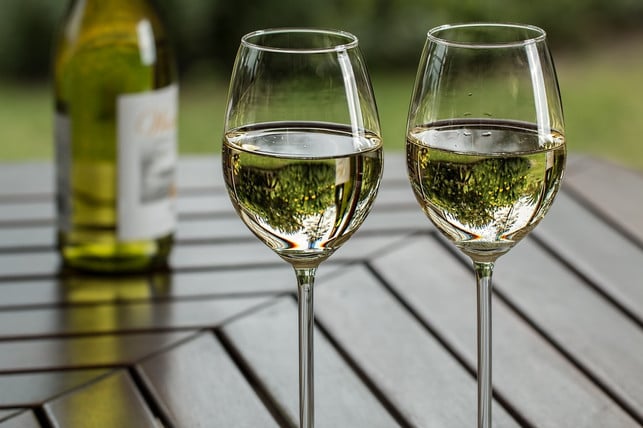schmeckt-wein-saeuerlich-kannst-du-ihn-entsorgen-cc0-pixabay-stevepb-231108_download Schmeckt Wein säuerlich, kannst du ihn entsorgen.