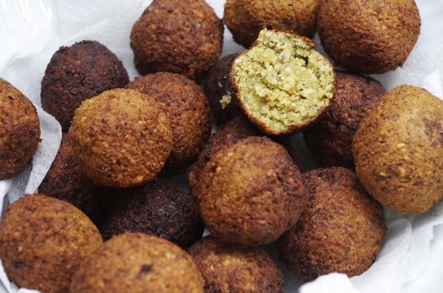 falafel-selber-machen-mit-dem-original-rezept-cc0-pixabay-ajale-240306_download Falafel selber machen mit dem Original-Rezept
