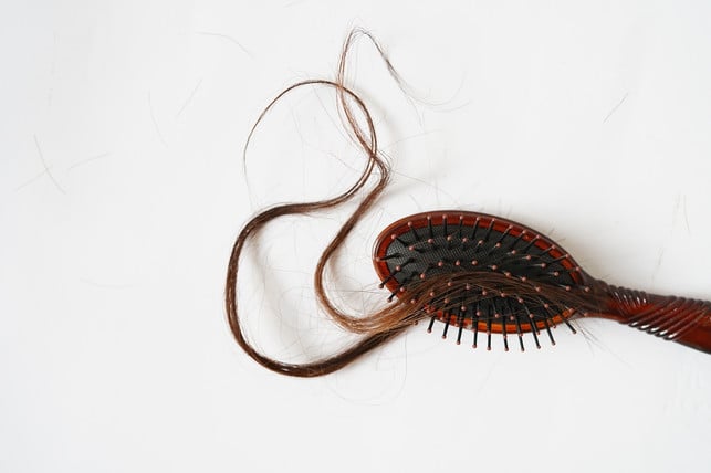 unterschiedliche-haartypen-benoetigen-ganz-untersch-cc0-pixabay-pimnana-230624_download Unterschiedliche Haartypen benötigen ganz unterschiedliche Pflegeroutinen und -produkte. Es ist wichtig, die Eigenschaften deines Haares kennenzulernen, um sie besonders gut pflegen zu können.