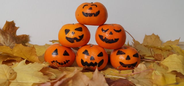 Grusel-Mandarinen: Nachhaltig Halloween feiern
