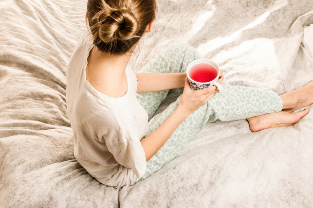 schlafroutine-ein-ruhiges-schlafzimmer-und-ritual-cc0-pixabay-jeshoots-com-240106_download Schlafroutine, ein ruhiges Schlafzimmer und Rituale können beim Einschlafen helfen.