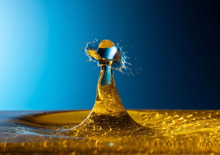 Stubborn splinters can be removed with olive oil.