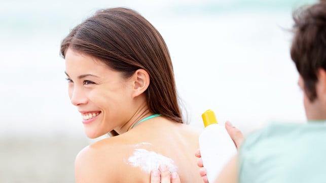 Bio-Sonnencreme: Wirksamer Schutz ohne Risiko? Sonnenschutz Bio-Sonnencreme