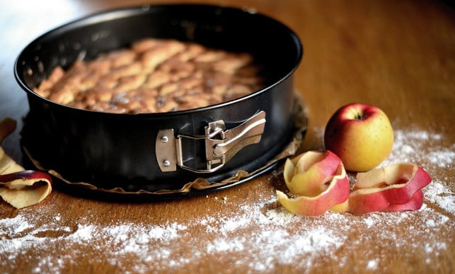 fuer-einen-versunkenen-apfelkuchen-eignen-sich-auch-cc0-pixabay-congerdesign-190918_download Für einen versunkenen Apfelkuchen eignen sich auch überreife Äpfel.