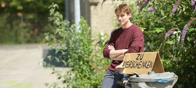 "Alles in bester Ordnung" Fynn versucht alten Ballast loszuwerden.