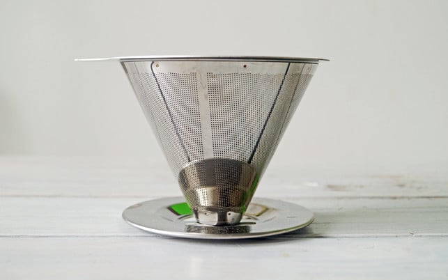 wenn-du-fuer-deinen-filterkaffee-einen-edelstahlfil-utopia-katharina-schmidt-180814_download Wenn du für deinen Filterkaffee einen Edelstahlfilter benutzt, musst du zusätzlich keine Papierfilter verwenden.