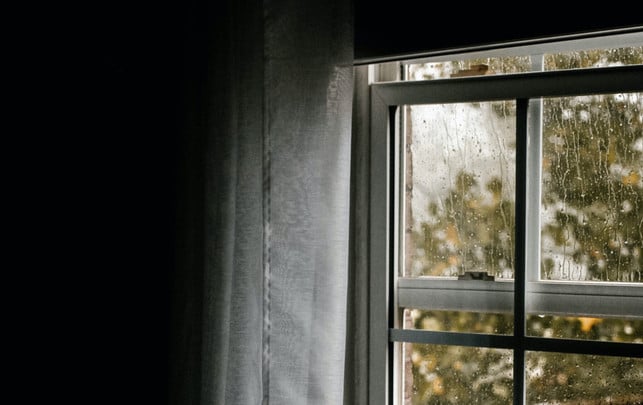 lueften-herbst-u-DanielleDolson-231027-1280x720 Lüften bei Regen: Eine kleine Herausforderung