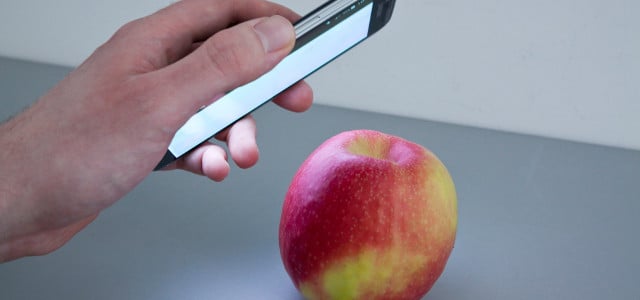Hawkspex mobile App soll bald Pestizide erkennen können, Smartphone Apfel