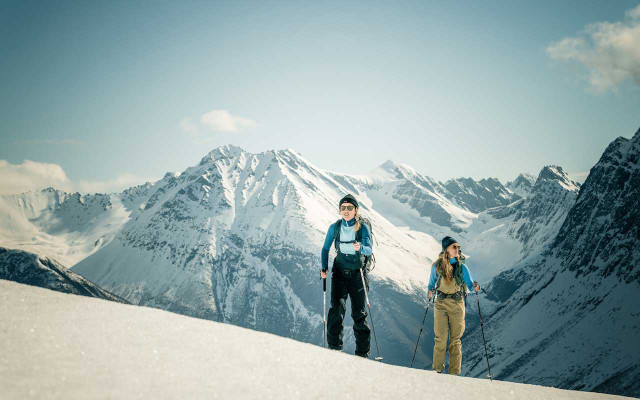 Neu7_Devold_Expedition_210501-02055 Devold of Norway Wintersport Wolle outdoor bekleidung