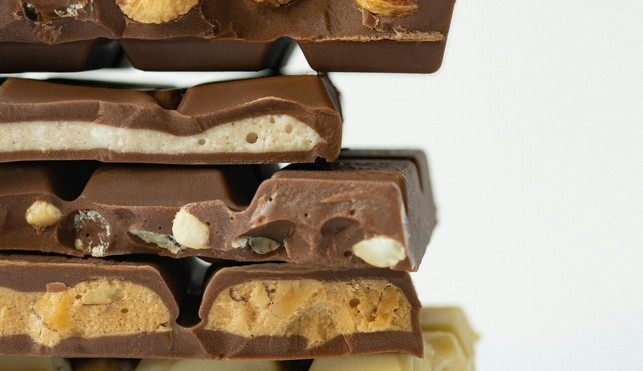 fuer-vegane-dubai-schokolade-muss-die-huelle-wie-auc-cc0-unsplash-julia-zyablova-241205_download Für vegane Dubai-Schokolade muss die Hülle wie auch die Füllung frei von Tierprodukten sein.