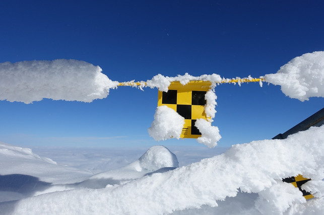 lawinenwarnstufen-fuehren-zu-gesperrten-pisten-cc0-pixabay-frolki1_dev-200225_download Lawinenwarnstufen führen zu gesperrten Pisten.