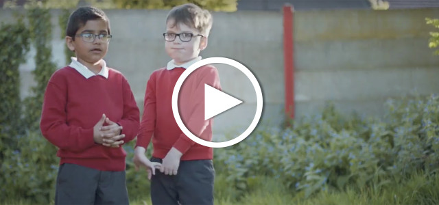 Video: Kinder erzählen von ihren "Unterschieden" (CBeebies)