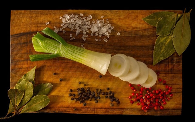 lorbeerblaetter-duerfen-in-der-kueche-nicht-fehlen-cc0-pixabay-2772799-190130_download Lorbeerblätter dürfen in der Küche nicht fehlen.