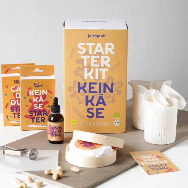 Fairment-KeinKaeseSetVegan-ku-Fairment-231130 "Kein Käse" zum selber machen: Starter Kit von Fairment