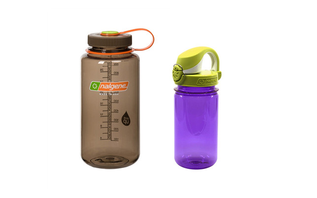 die-leichten-trinkflaschen-von-nalgene-eignen-sich-nalgene-200417_download Die leichten Trinkflaschen von Nalgene eignen sich für die Schule und für Sport.