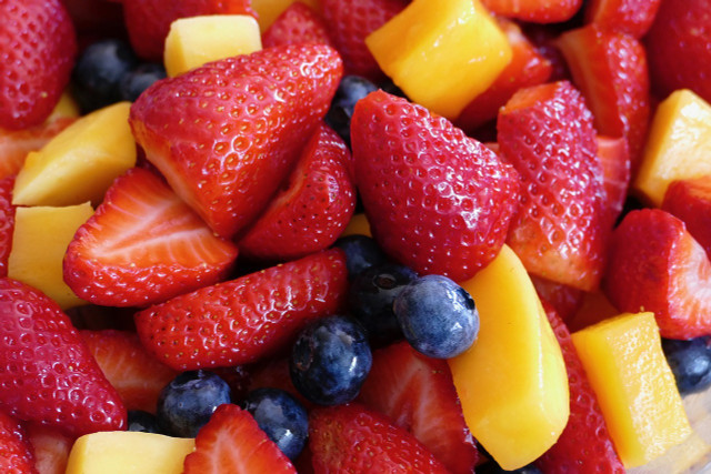 In the summer, you can prepare a fruit salad with fresh berries.