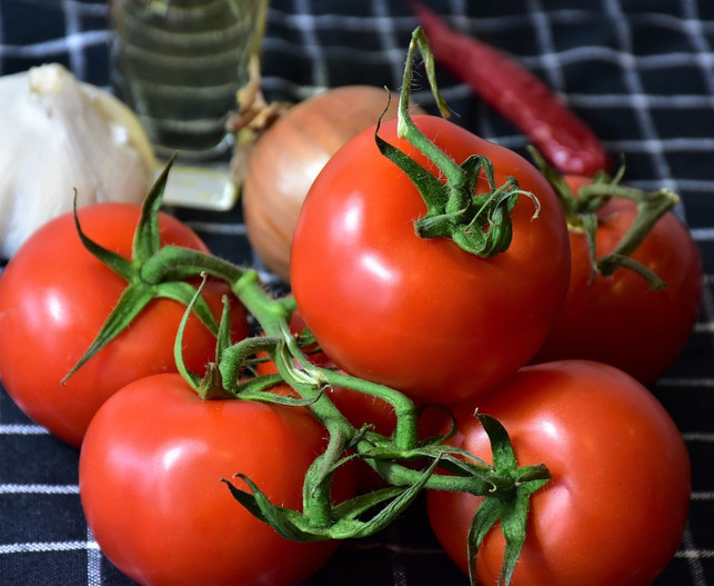 herzhafte-waffeln-schmecken-gut-mit-tomaten-cc0-pixabay-ritae-190520_download Herzhafte Waffeln schmecken gut mit Tomaten