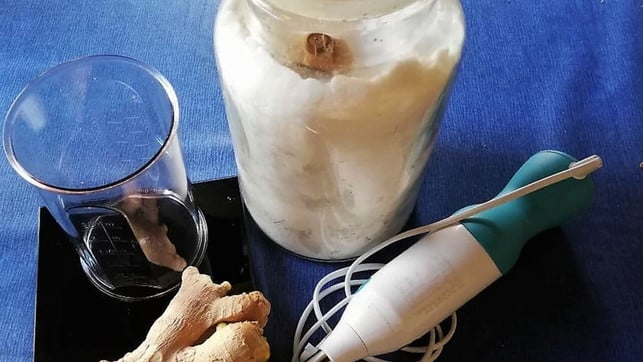 du-kannst-eine-suesse-ingwerpaste-aus-nur-zwei-zutat-victoria-clauss-utopia-210813 Du kannst eine süße Ingwerpaste aus nur zwei Zutaten herstellen.