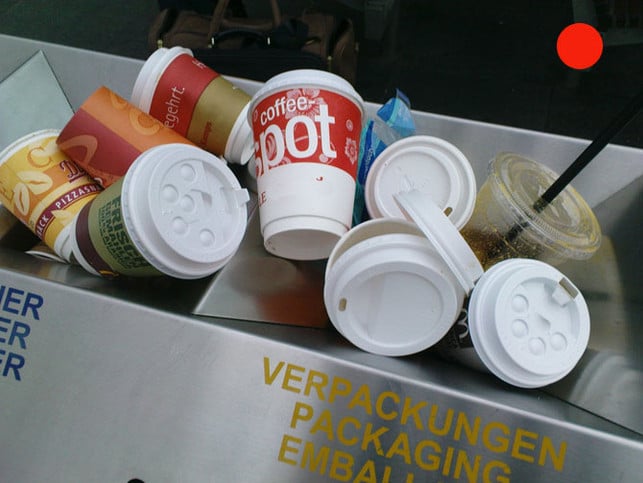Bitte nicht: Coffee-to-go-Becher_9