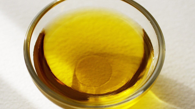 oelziehen-cc0-pixabay-ronhvass-191120 Ölziehen