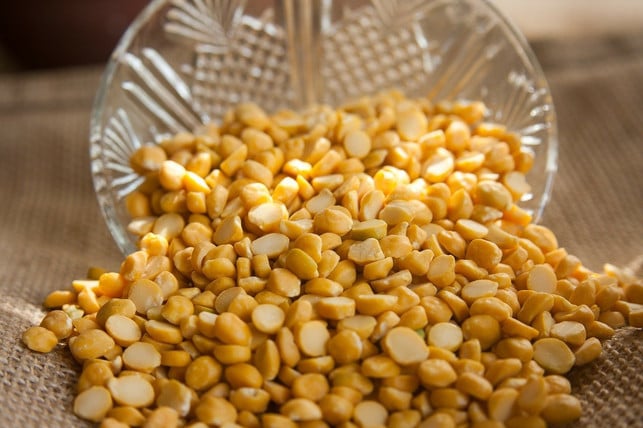 wichtigste-zutat-im-chana-dal-sind-kichererbsen-cc0-pixabay-pdpics-200630_download Wichtigste Zutat im Chana Dal sind Kichererbsen.