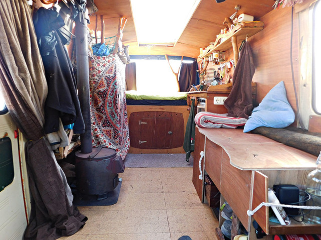 komfort-beim-reisen-ein-van-machts-moeglich-pascal-thiele-utopia-inspiritanaorg-180307_download Komfort beim Reisen – ein Van macht's möglich.